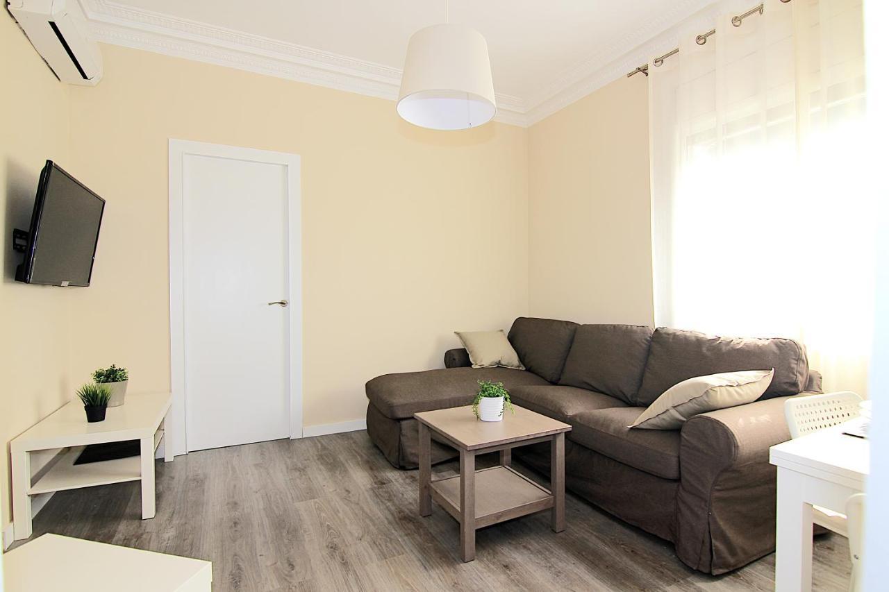 Felip - Spacious And Quiet Apartments Barcelona Luaran gambar