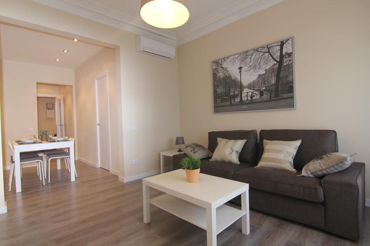 Felip - Spacious And Quiet Apartments Barcelona Luaran gambar
