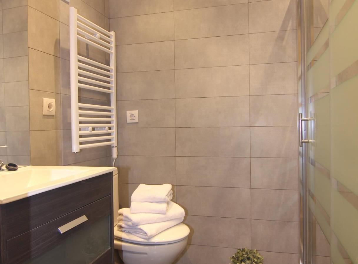 Felip - Spacious And Quiet Apartments Barcelona Luaran gambar
